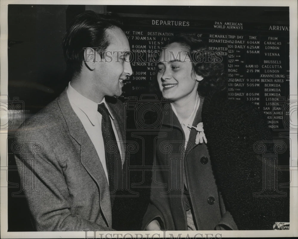 1947 Press Photo New York Bartholomew Stern Greets Bride at LaGuardia Field NYC