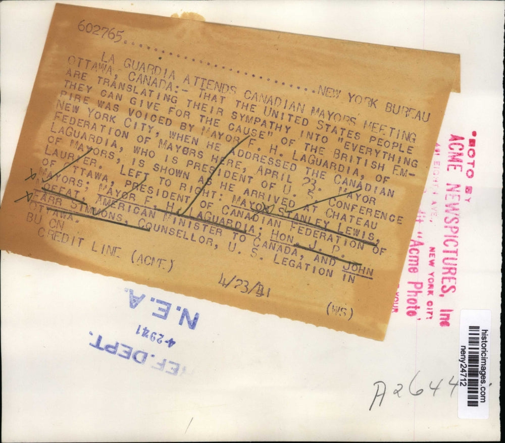 1941 Press Photo NEW YORK LAGUARDIA ATTENDS CANADIAN MAYORS MEETING NYC