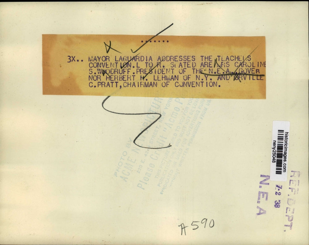 1938 Press Photo New York Mayor LaGuardia Addresses Teachers Convention NYC