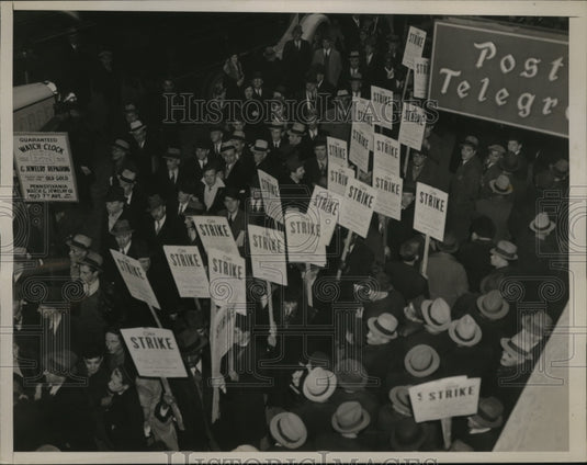 1936 Press Photo New York Nelson Tower Elevator Strikers NYC - neny25092