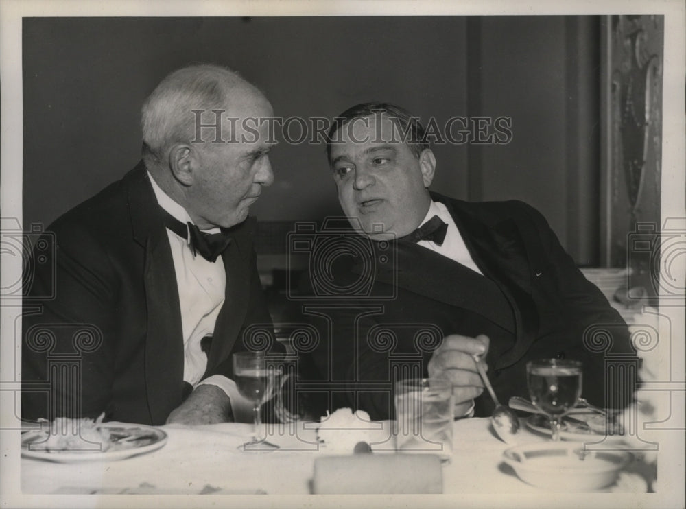 1937 Press Photo New York Mayor F. H. LaGuardia and Judge Phillip McCook NYC