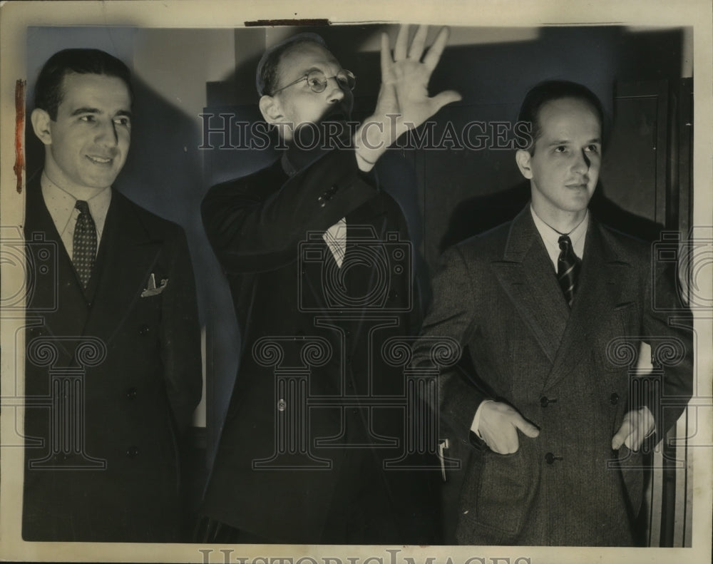 1938 Press Photo New York spy trial, Erich Glaseer, Otto H Vos in NYC