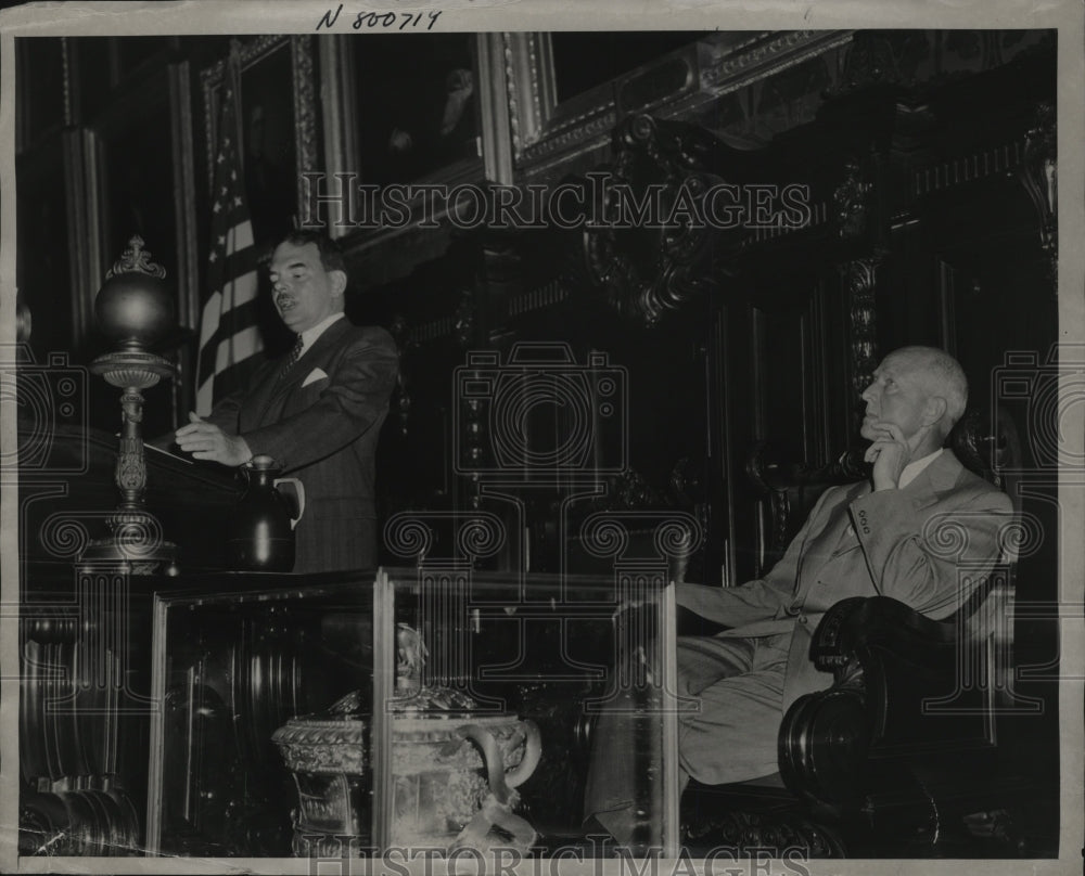 1946 Press Photo Gov. Thomas E.Dewey address at Chamber of Commerce Luncheon NYC