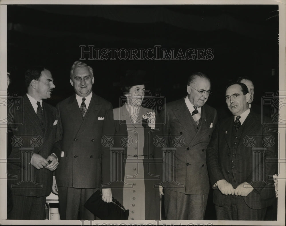 1940 Press Photo NEW YORK ATTEND G.O.P. STATE CONVENTION NYC - neny25402