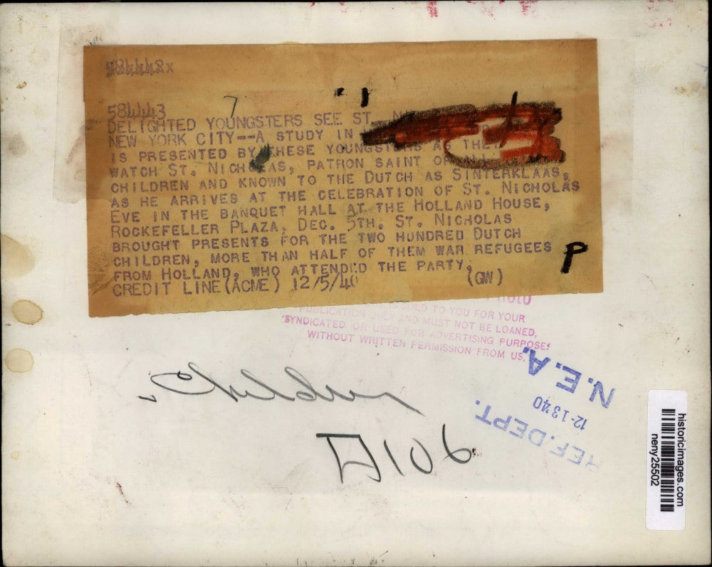 1940 Press Photo New York Holland House St Nicholas Eve Children NYC - neny25502