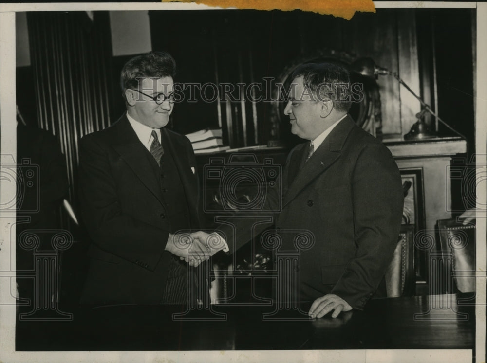 1936 Press Photo NEW YORK BRITISH LABOR LEADER VISITS LAGUARDIA NYC - neny25684
