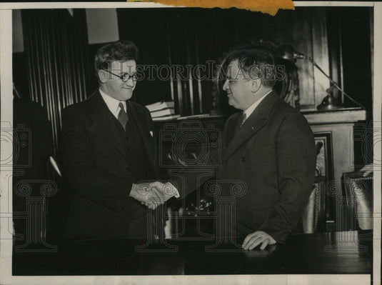 1936 Press Photo NEW YORK BRITISH LABOR LEADER VISITS LAGUARDIA NYC - neny25684