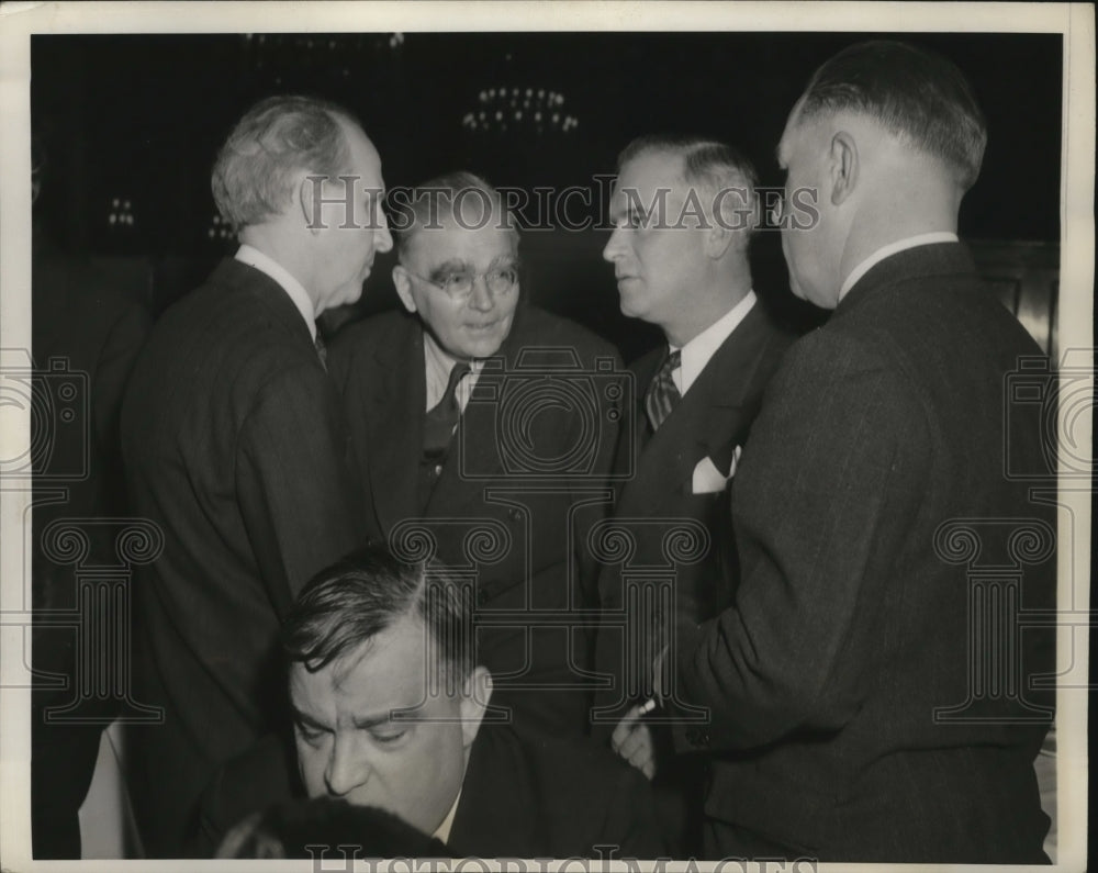 1941 Press Photo New York Mayor F.H. La Guardia with Governors NYC - neny25875