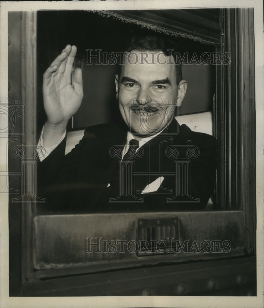 1939 Press Photo New York Tom Dewey Off For Southern Vacation NYC - neny26260