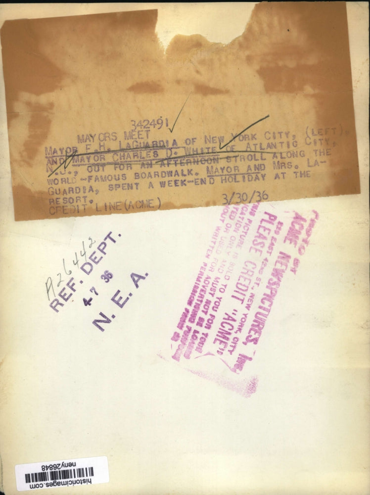 1936 Press Photo New York Mayor LaGuardia & Mayor Charles White Stroll NYC