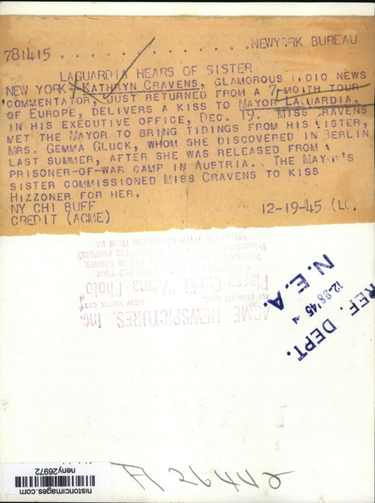 1945 Press Photo New York Mayor LaGuardia & Kathryn Cravens radio host NYC