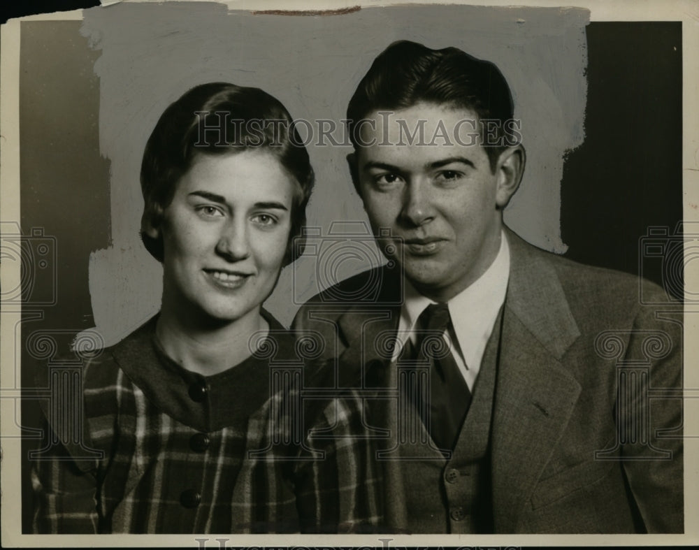 1934 Press Photo Elizabeth Neff of Parma, and John Phillips of Parma Heights