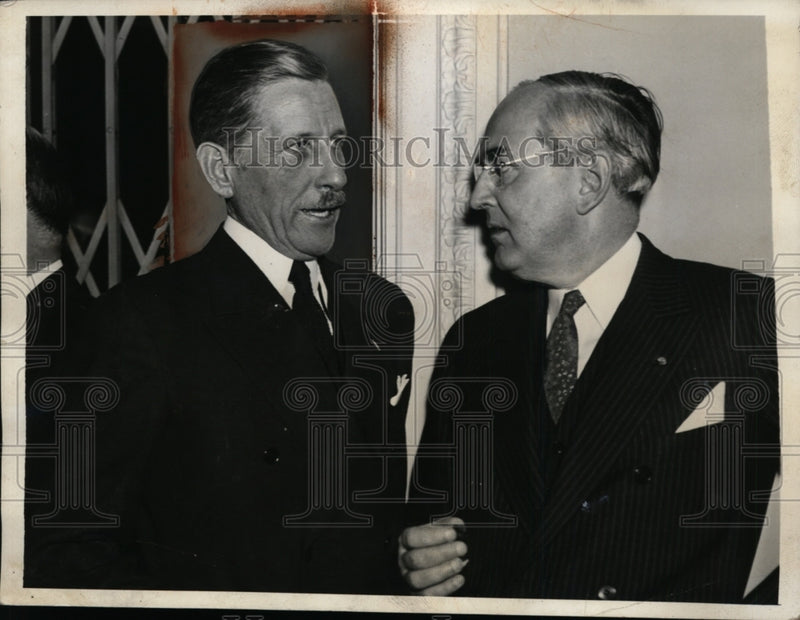 Load image into Gallery viewer, 1935 Press Photo GOP's Patrick Hurly, ex-Secy of War, &amp; Sen. Arthur Vandenberg
