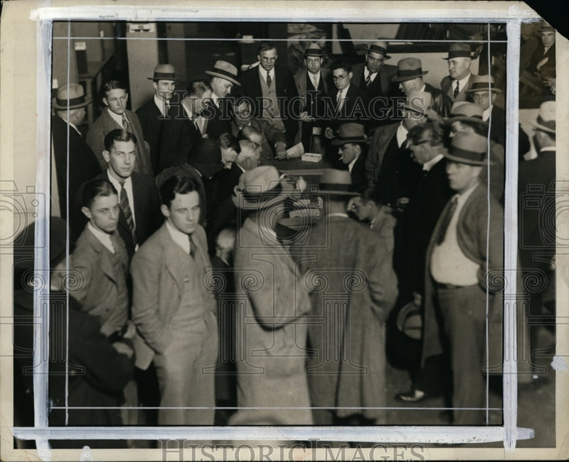 Load image into Gallery viewer, 1929 Press Photo members of Board of Elections examine disputed ballots
