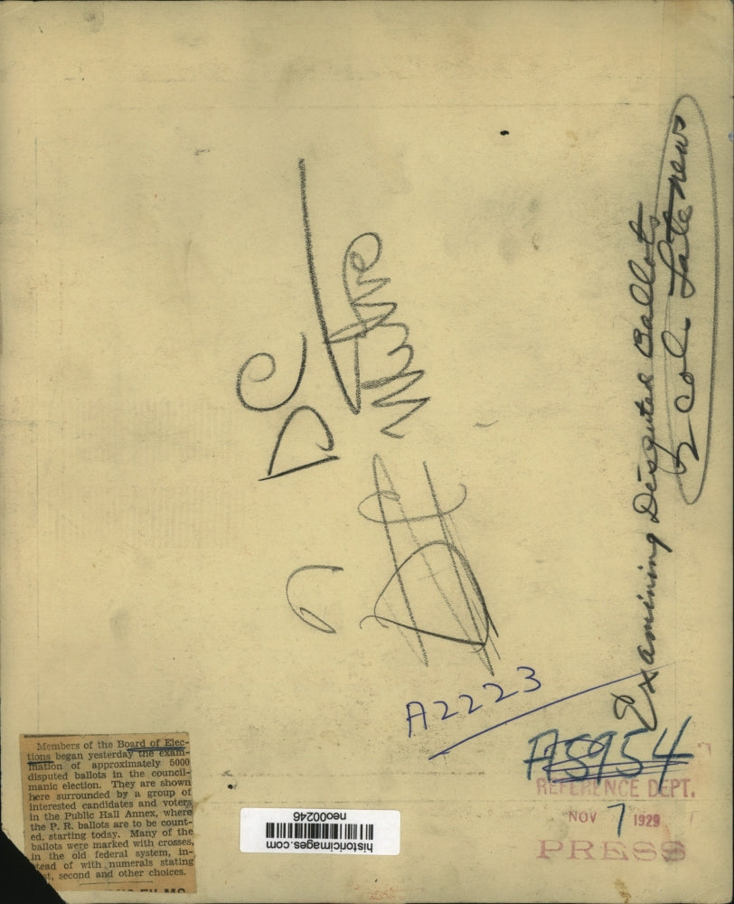 1929 Press Photo members of Board of Elections examine disputed ballots