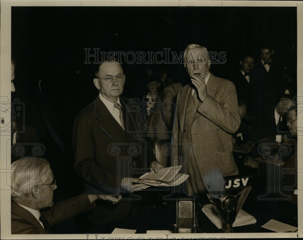 1934 Press Photo Dr. Wirt & his counsel, former Sen. Joseph Reed, at hearing