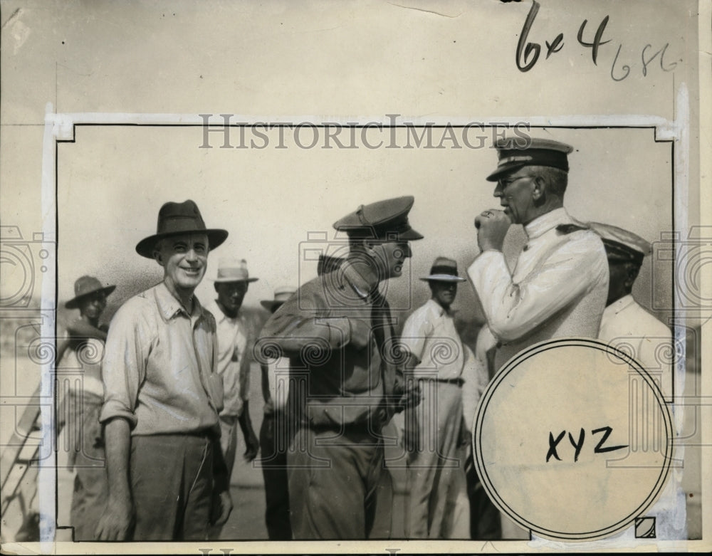 1930 Press Photo US relief workers at Santo Domingo Reed P Clark, Maj C Crockett