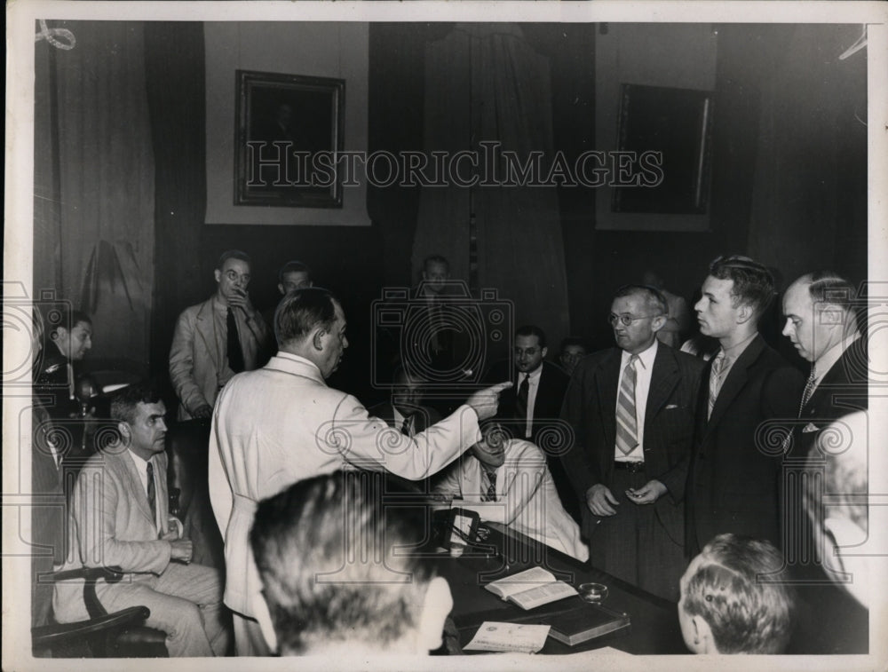 1937 Press Photo Philadelphia Mayor Davis Wilson, State Trooper WF Ely