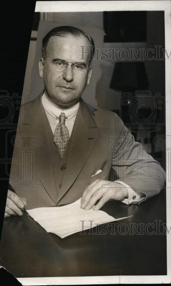 Load image into Gallery viewer, 1931 Press Photo George De Benneville Keim Finance committee of GOP - neo00861
