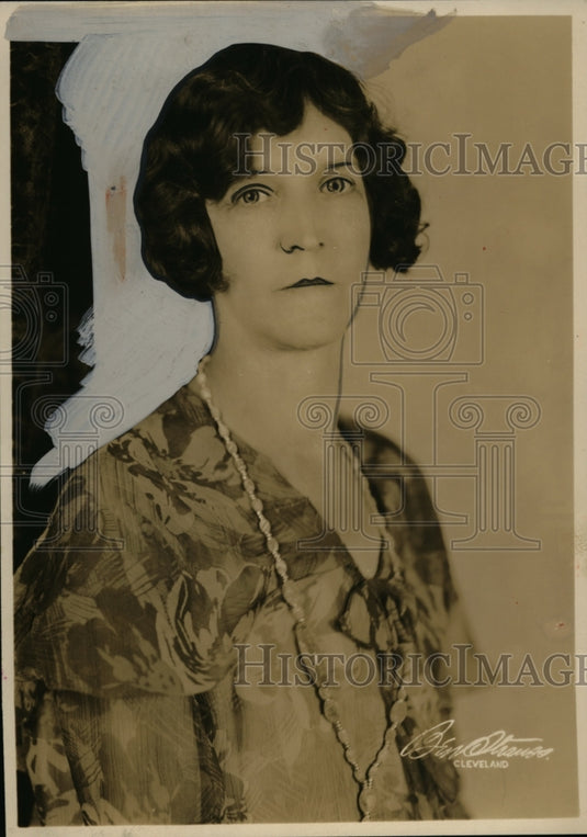 1932 Press Photo Mrs Eugene Bremman Vice President Circle of Mercy Luncheon