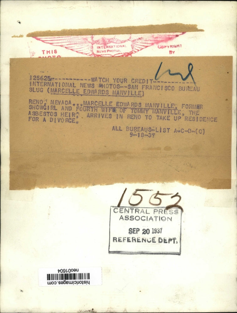 1937 Press Photo Marcelle Edwards Manville arrives in Reno Nevada for divorce