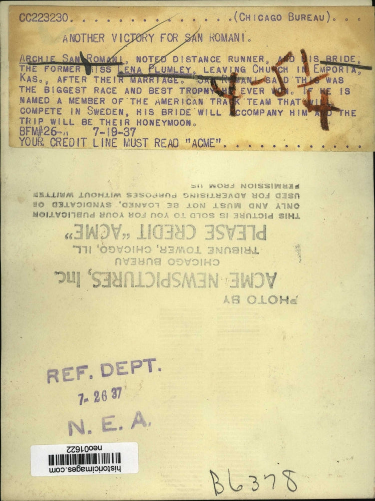 1937 Press Photo Achie San Romani & bride Lean Plumley at Emporia Kansas