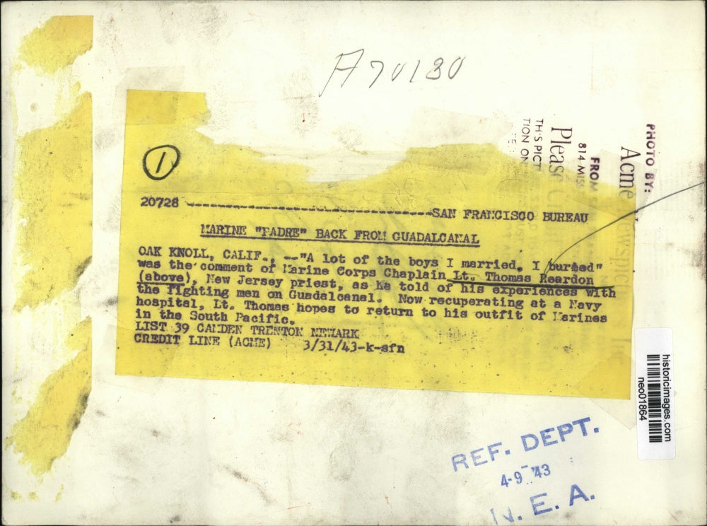 1943 Press Photo US Marine Corps Chaplain Lieutenant Thomas Reardon - neo01864