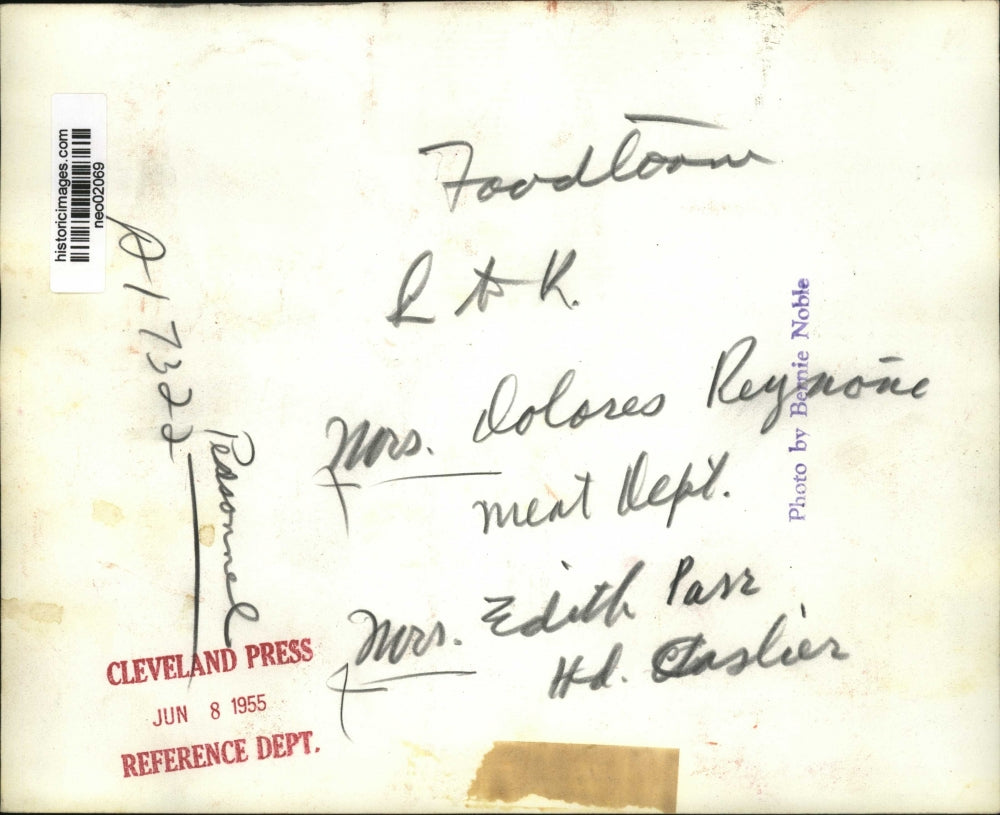 1955 Press Photo Dolores Reynone & Edith Parr Cleveland business women