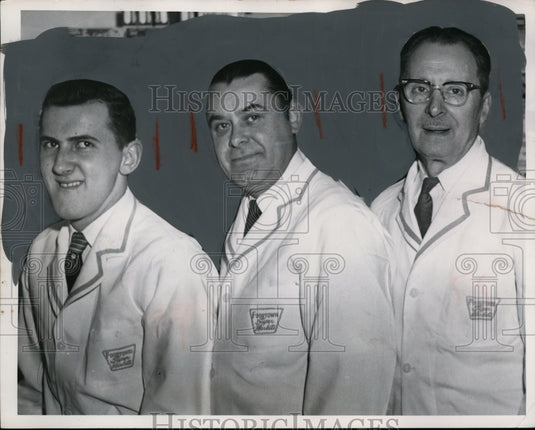 1955 Press Photo Foodtown Supermarket Employees - neo02098