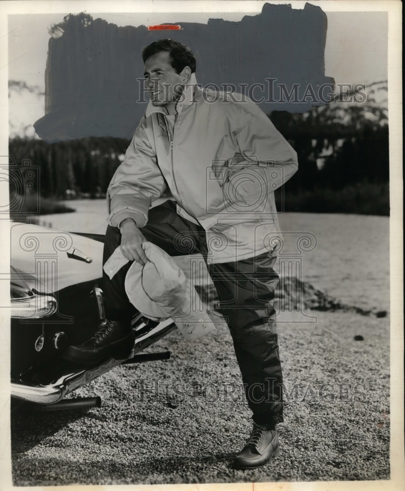 1960 Press Photo Fashion Model in Men's Hunting Outfit - neo02688