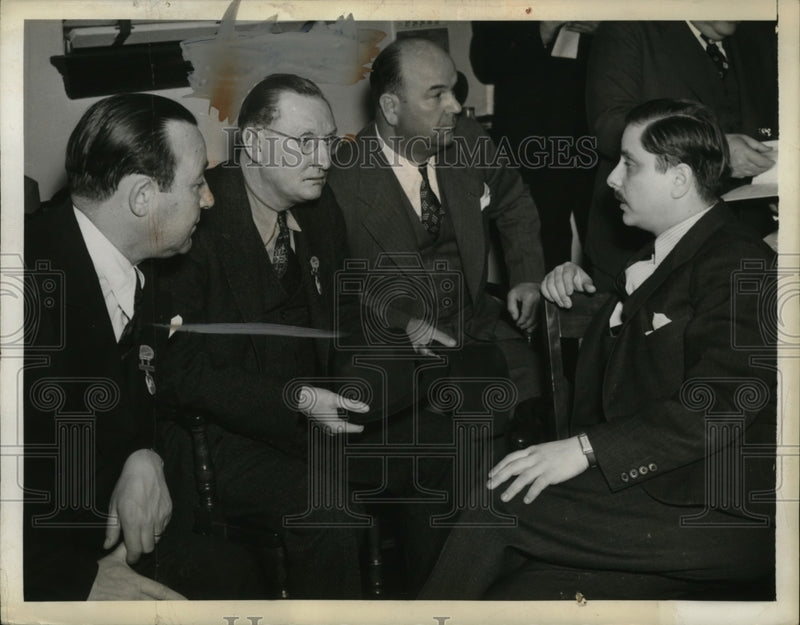 Load image into Gallery viewer, 1940 Press Photo Building Service Employees International Union @ New York Probe
