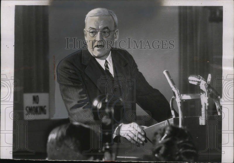 Load image into Gallery viewer, 1956 Press Photo John Foster Dulles at News Conference, Washington, D.C.
