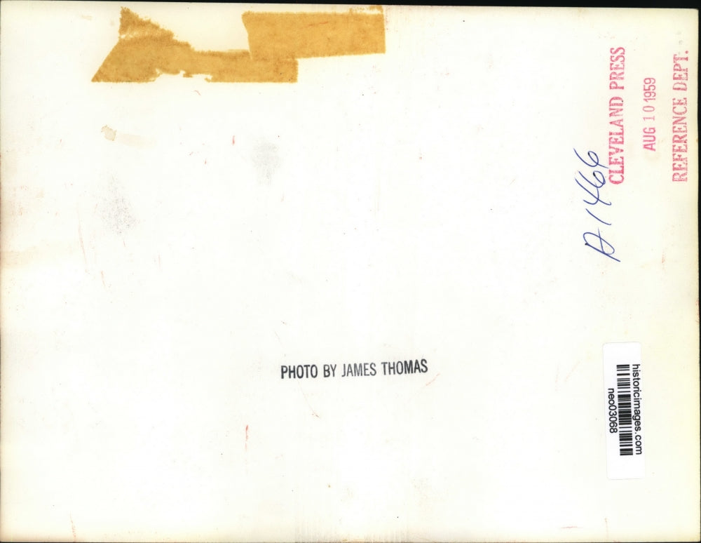 1959 Press Photo Man Lighting Lantern - neo03068