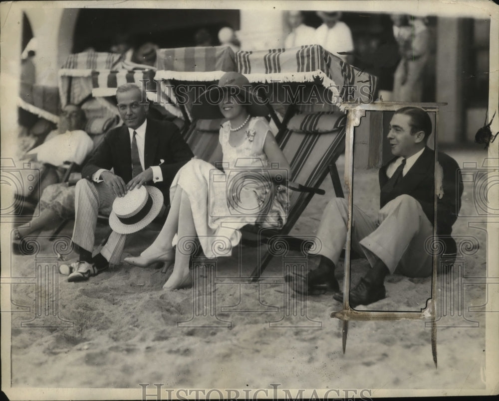1940 Press Photo Robert K. Goodwin with family Robert F., Robert K. Ann and wife