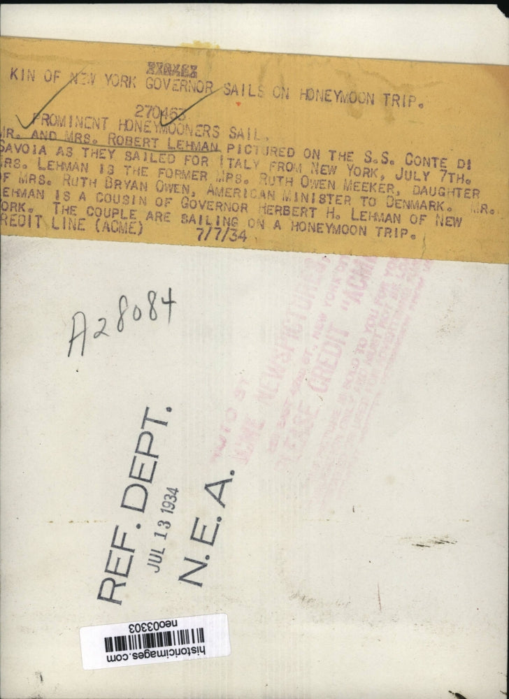 1934 Press Photo Robert Lehman & Wife Aboard SS Conte de Savoia - neo03303