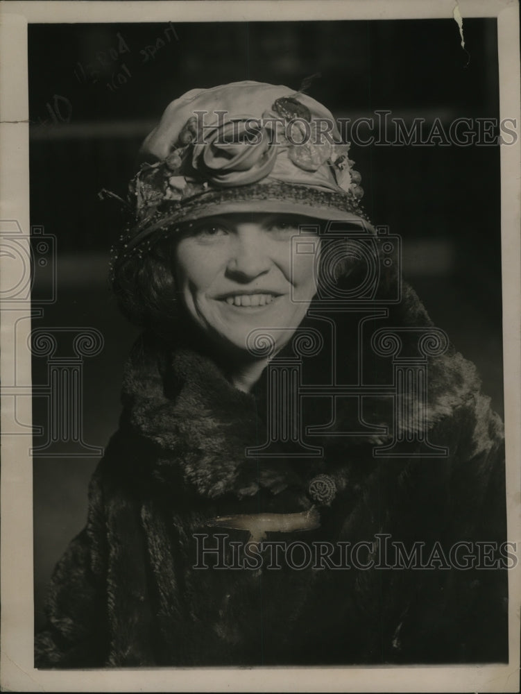 1923 Press Photo Kitty O'Neil, Basketball Team Manager - neo03461