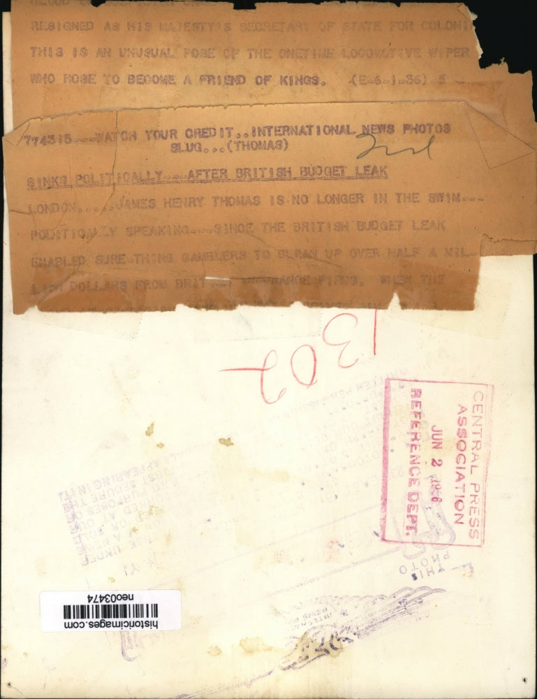 1946 Press Photo James Henry Thomas, British Secretary of State, Relaxing