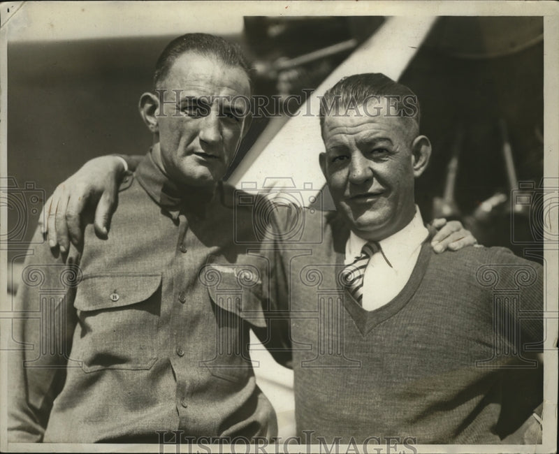 Load image into Gallery viewer, Press Photo B Newcomb, Roy Mitchell - neo04119
