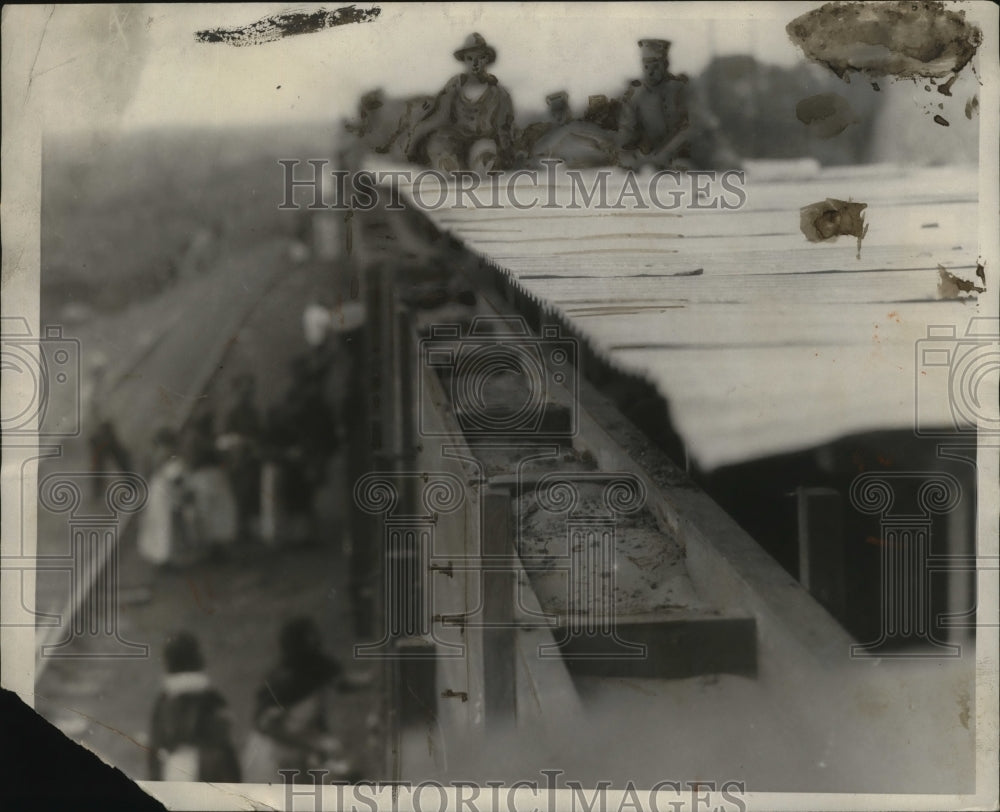 1924 Press Photo Box Car built to make portable Fort Mexican Army - neo04125