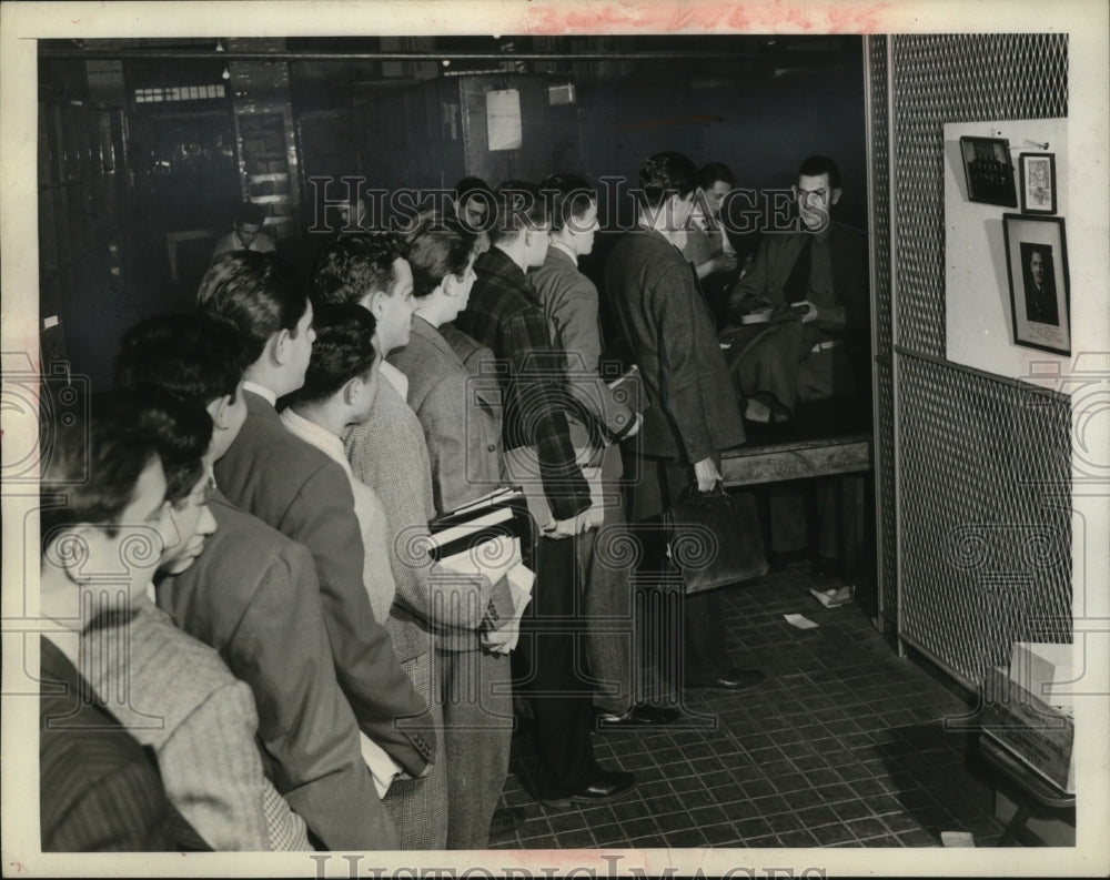 1942 Press Photo Line of United States ROTC Candidates, New York City College- Historic Images