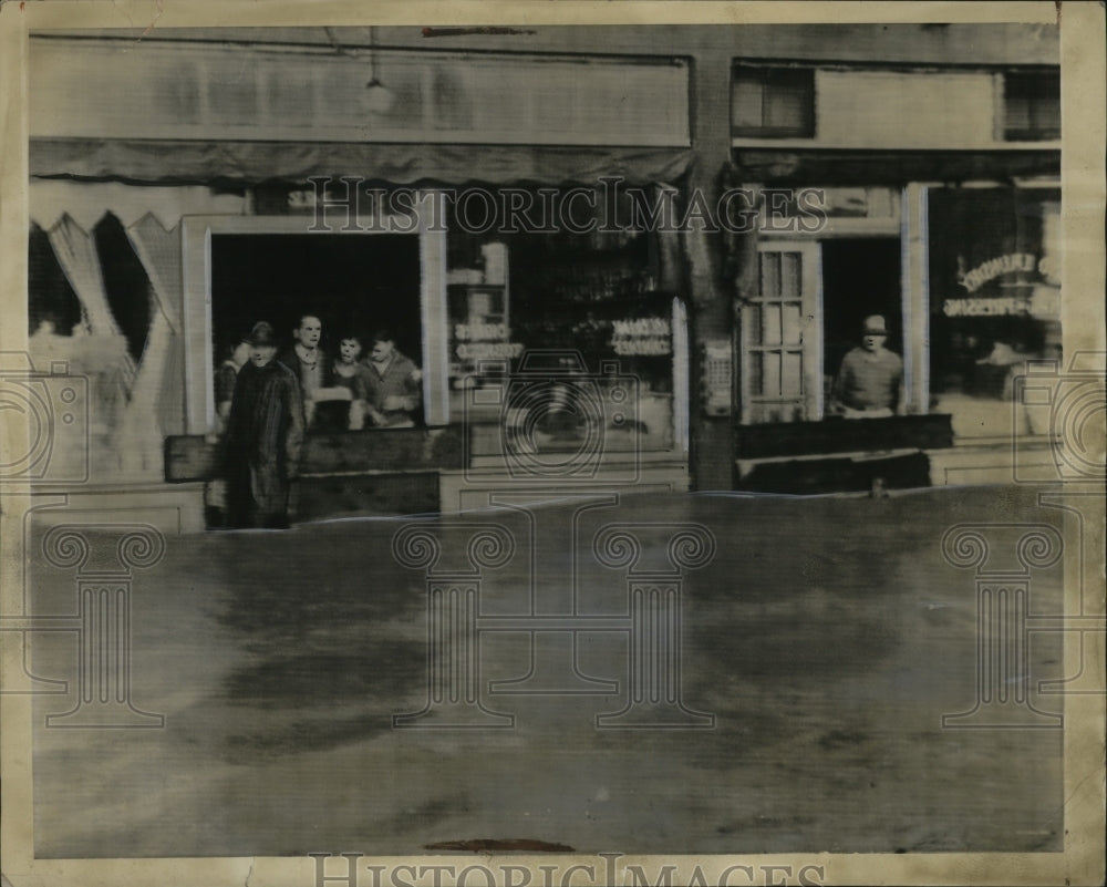 1938 Press Photo Watsonville, CA flooding due to Pajaro River rising