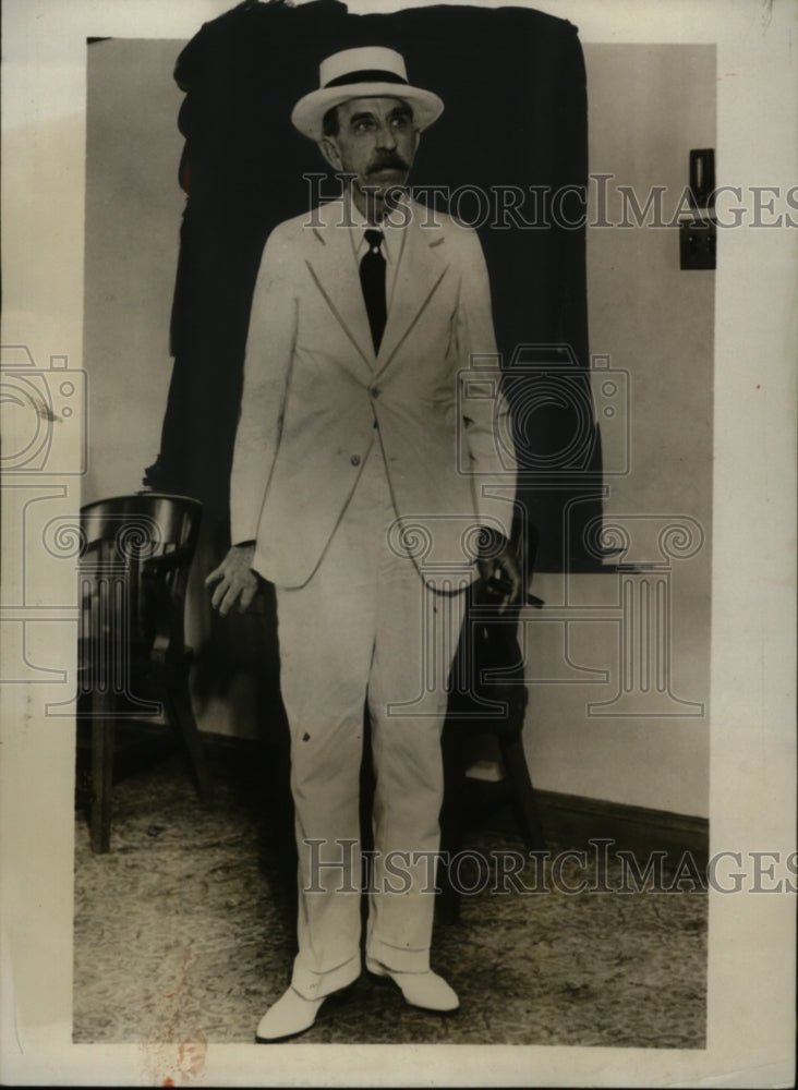 1931 Press Photo Gov. Bill Alfalfa Murray of Oklahoma wearing cotton suit