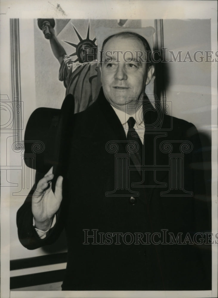 1940 Press Photo Sir Frederick Phillips British Under Secretary of Treasury NYC- Historic Images