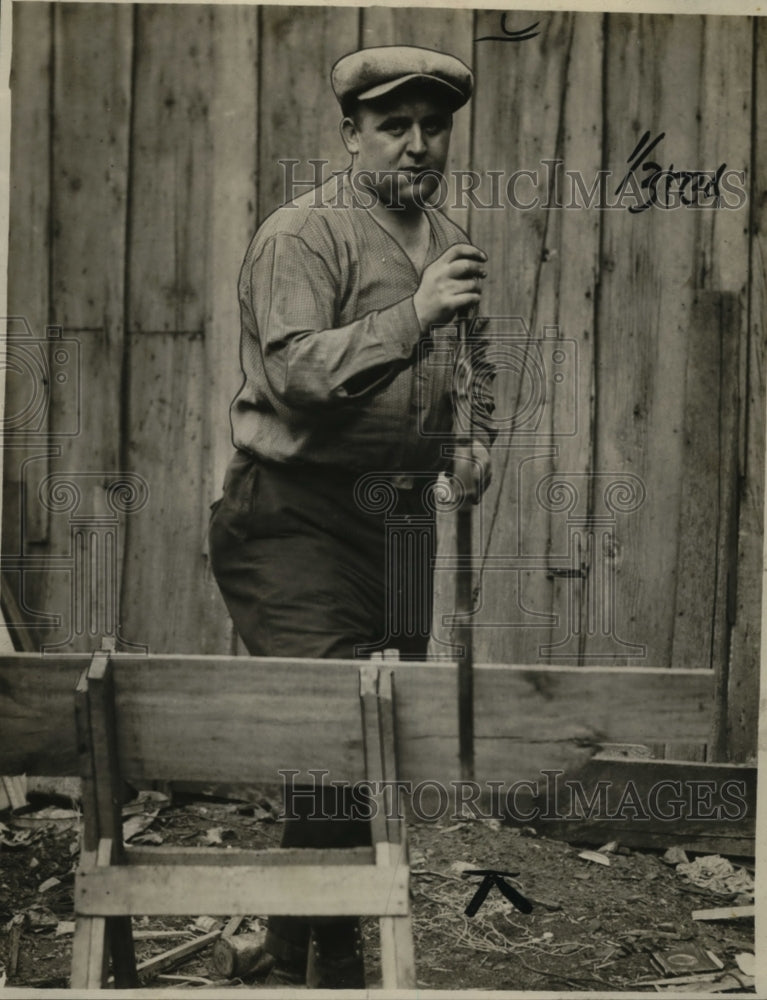 1926 Press Photo Buffalo Fat at Hobo Hall aon Cannon-Ball stove - neo04805