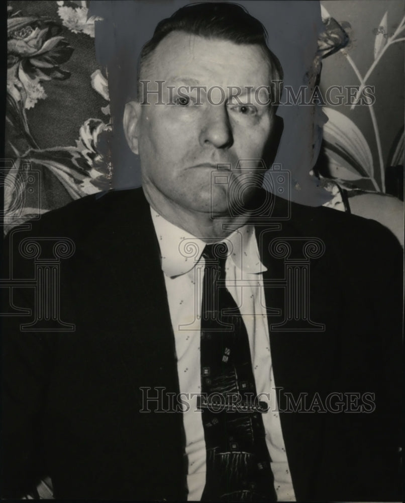 1954 Press Photo Anton Seme - neo04831