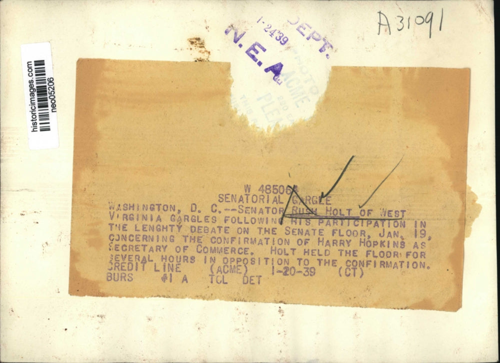 1939 Press Photo Senator Rush Holt Gargling After Senate Debate on Harry Hopkins