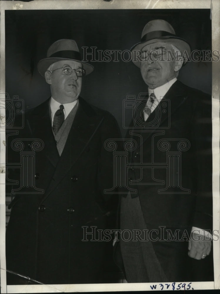 1935 Press Photo James A. McDonough, William M. Butler at U.S. Supreme Court