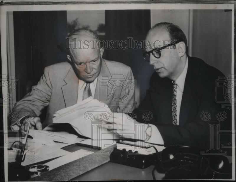 Load image into Gallery viewer, 1953 Press Photo President Eisenhower &amp; Herbert Brownell at Lowry Air Force Base
