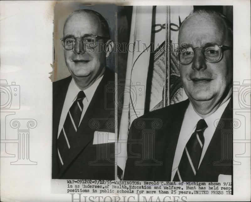 Load image into Gallery viewer, 1955 Press Photo Herold C. Hunt Undersec. Of Health, Education &amp; Welfare MI
