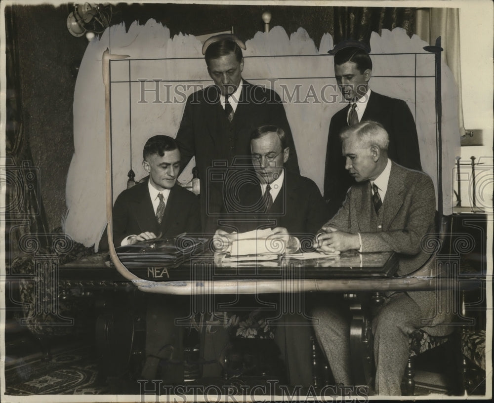 1929 Press Photo Federal Farm Board Conference with Tennessee Cotton Growers